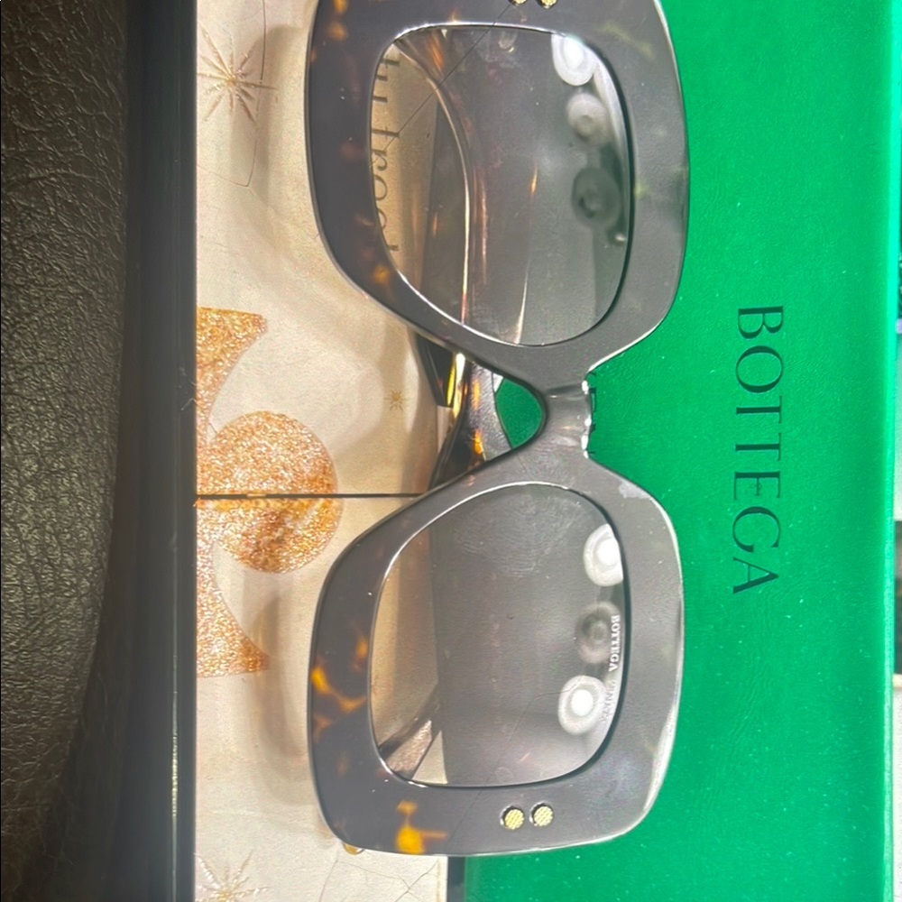 Bottega Veneta Brown Sunglasses Chic